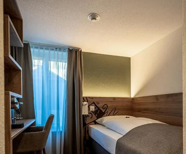 & Restaurant Baeren Hotel