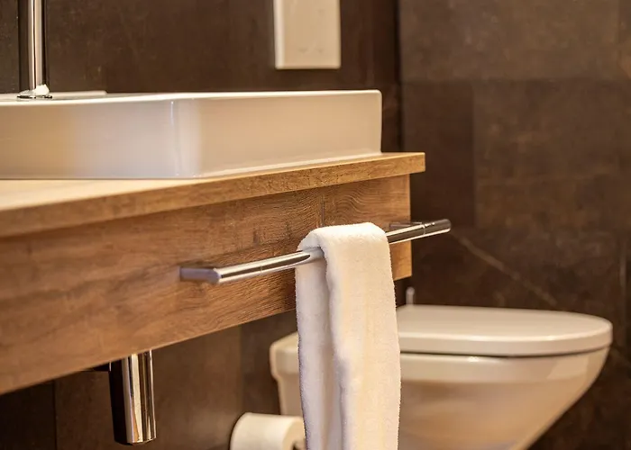 & Restaurant Baeren Hotel Niederbipp