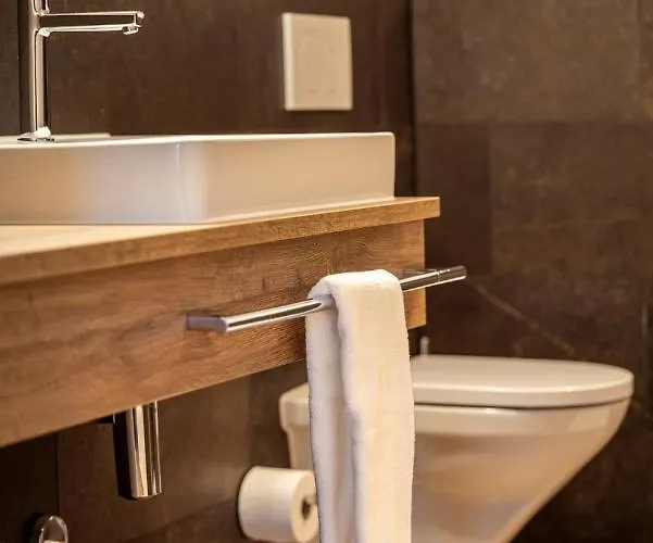 & Restaurant Baeren Hotel Niederbipp